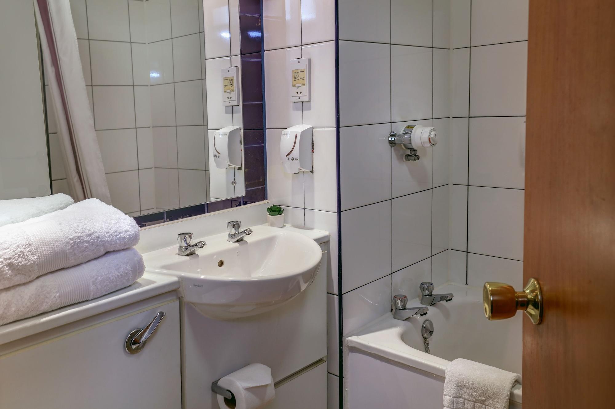 Plaza Chorley; Sure Hotel Collection By Best Western Chorley  Ngoại thất bức ảnh
