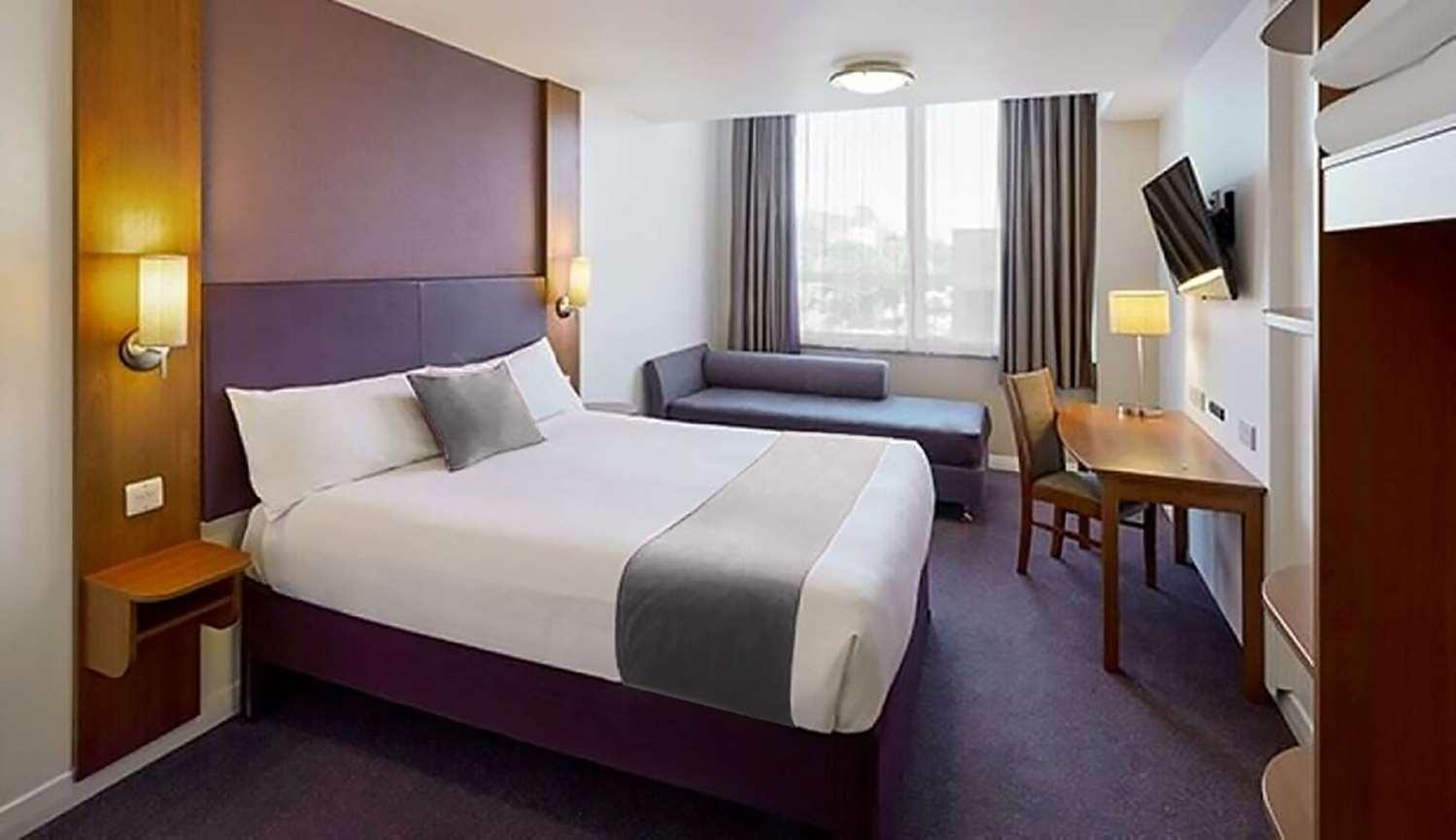 Plaza Chorley; Sure Hotel Collection By Best Western Chorley  Ngoại thất bức ảnh