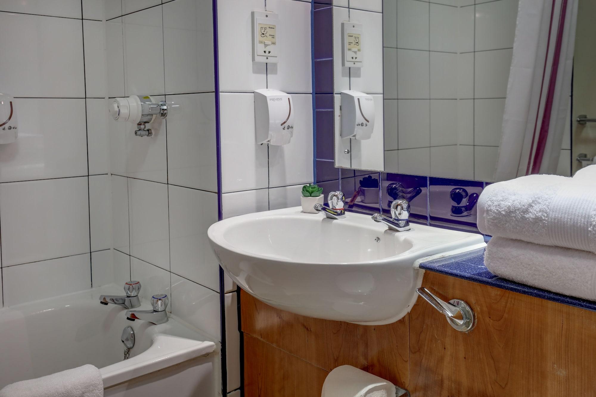 Plaza Chorley; Sure Hotel Collection By Best Western Chorley  Ngoại thất bức ảnh
